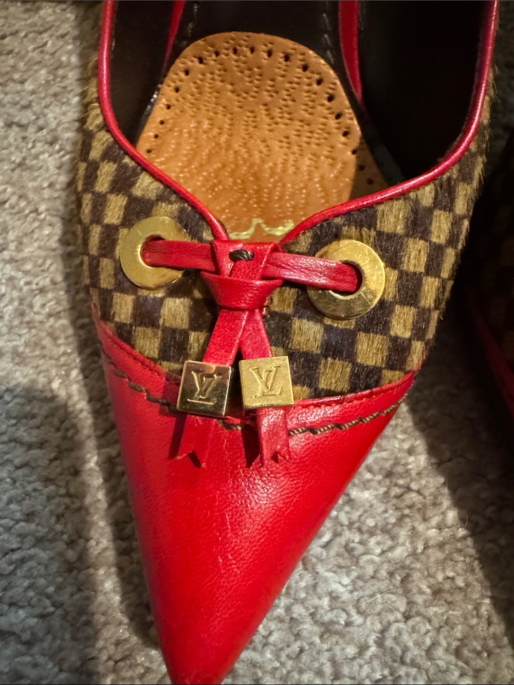 Louis Vuitton Red & Brown Damier Pointed Toe Bow Pumps size 35 - Picture 6 of 16